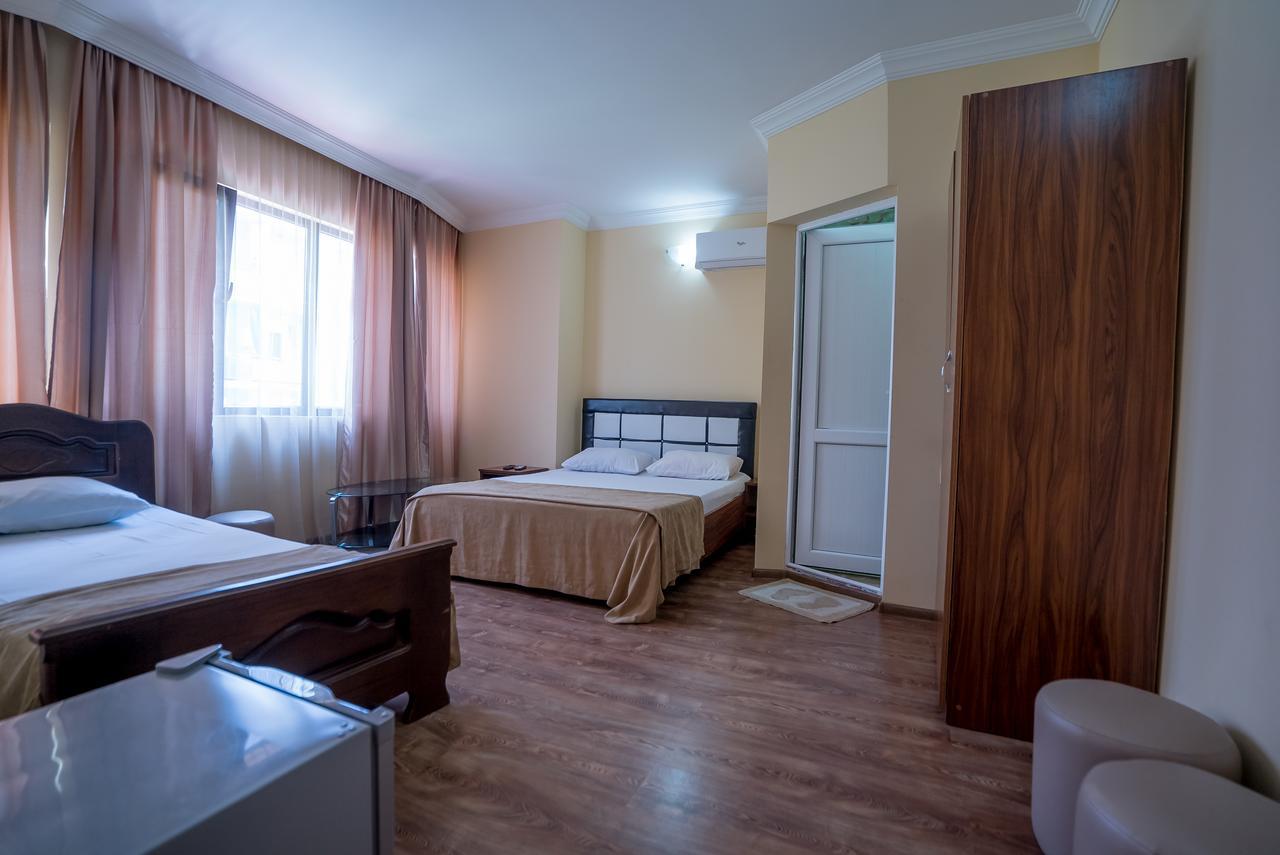 Hotel Dadiani Batum Dış mekan fotoğraf